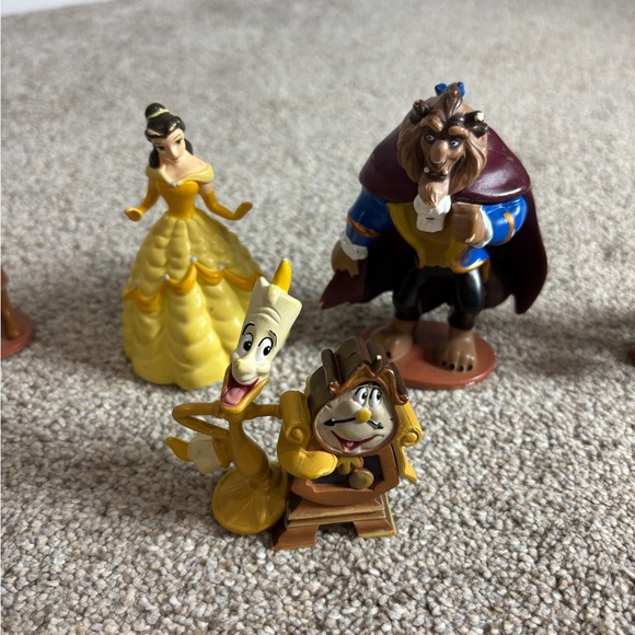 Disney action figures beauty and the beast figurines book sleeping beauty - Picture 2 of 4